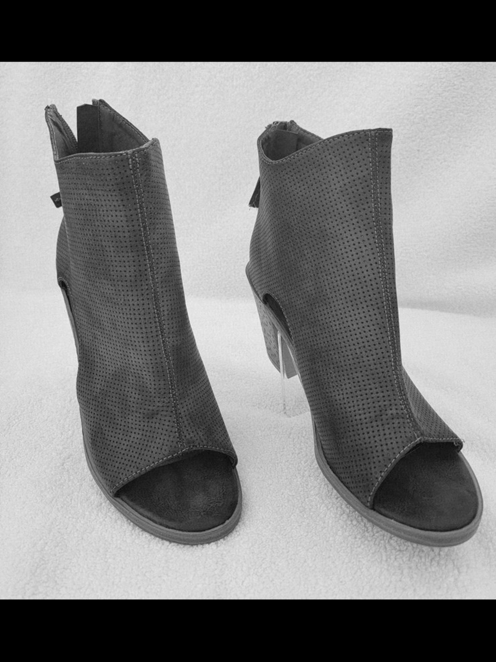 Maurices Dani Charcoal Grey Perforated Peep Toe Heeled Bootie Size 9